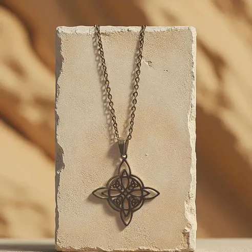 Collier Nœud de Sorcière – Protection ésotérique & force magique