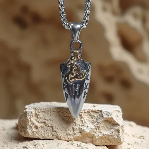 Collier Viking Runes Flèche - Protection et courage