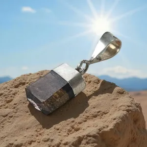 Pendentif Tourmaline Marron/Violet – Équilibre et ancrage