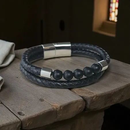 Bracelet Cuir et Onyx – Élégance Ancrée & Protection