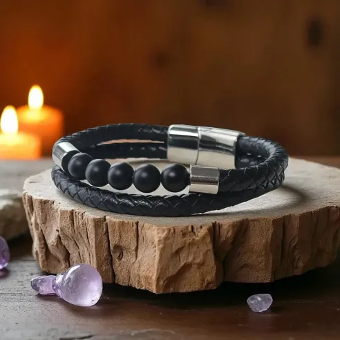 Bracelet Cuir et Onyx – Élégance Ancrée & Protection