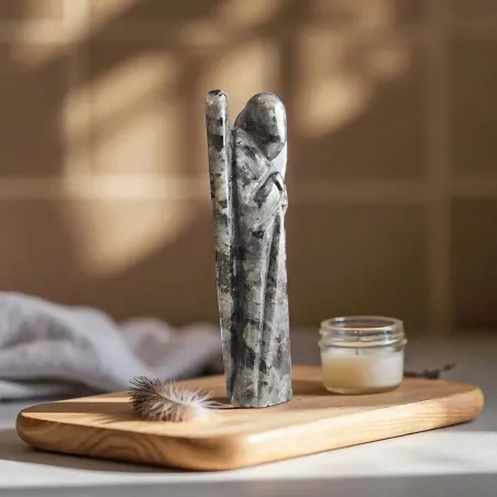 Ange en Larvikite - figurine ornementale en pierre larvikite