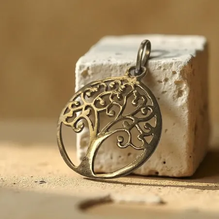 Pendentif arbre de vie laiton doré – symbole spirituel