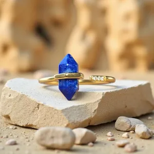 Bague Lapis Lazuli pointe – Élégance et Vérité Intérieure