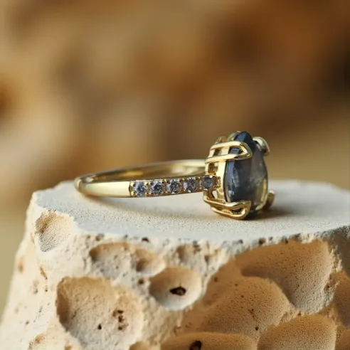 Bague Labradorite Goutte – Argent Doré & Protection Énergétique