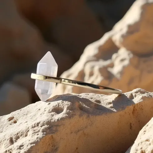 Bague pierre de lune – intuition & lumière intérieure dorée