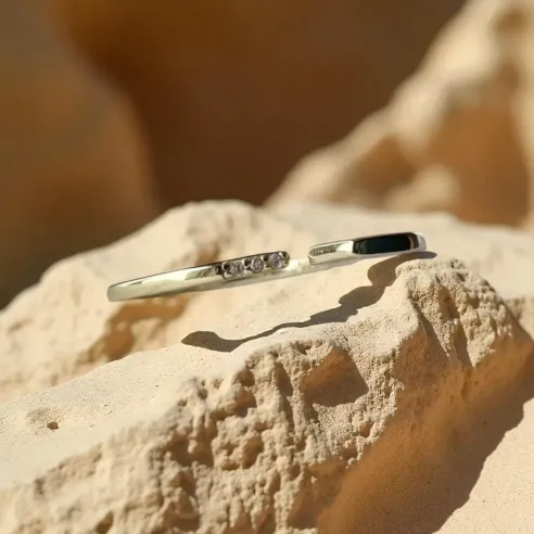 Bague pierre de lune – intuition & lumière intérieure dorée