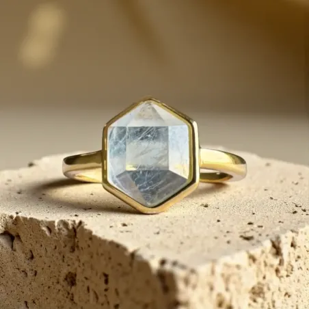 Bague aigue marine – sérénité & expression en plaqué or