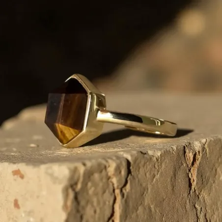 Bague œil de tigre – force & ancrage en plaqué or