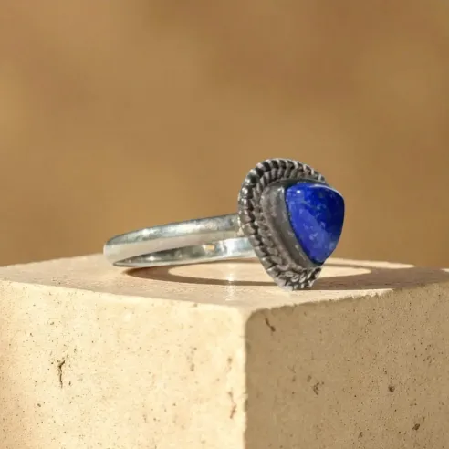 Bague Nina Lapis Lazuli – Expression & Sagesse Intérieure