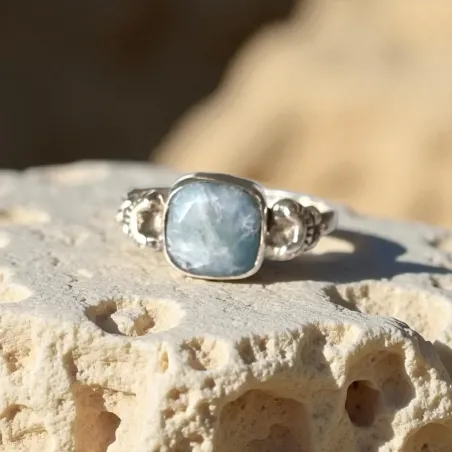 Bague Nora Émeraude – Amour & Régénération Émotionnelle