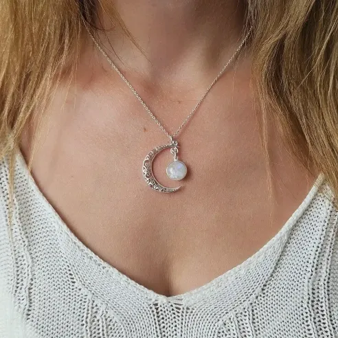 Collier Lune Pierre de Lune – Intuition et énergie féminine