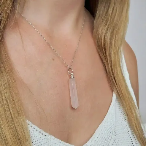 Pendentif Quartz Rose Pointe – Pierre de tendresse, guérison