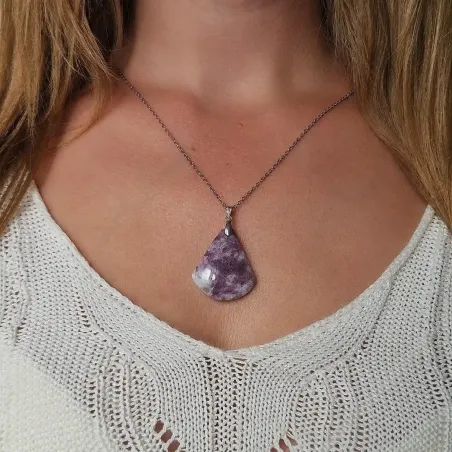 Pendentif Tourmaline Rose Triangulaire – Amour et Guérison du Cœur