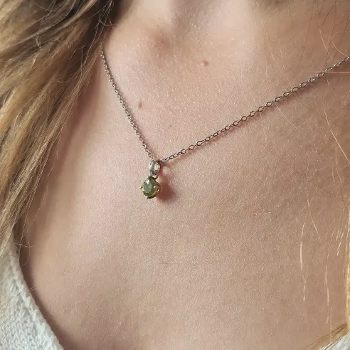 Pendentif Péridot Argent – Pierre de cœur et d’ancrage