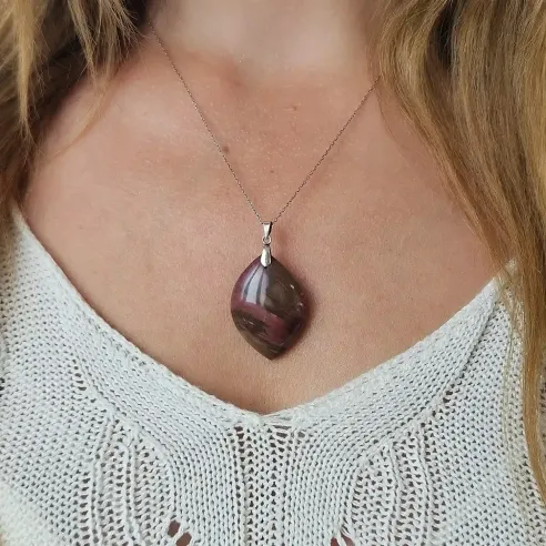 Pendentif Marquise Bois Fossil – enracinement et sagesse
