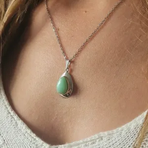 Pendentif en Jade goutte - symbole de paix et protection