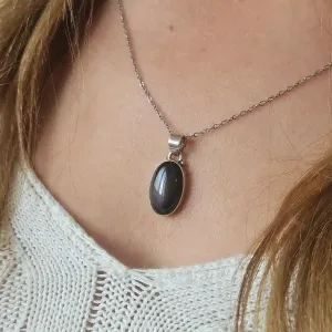 Pendentif Diopside Étoilé – Vérité Intérieure & Sagesse