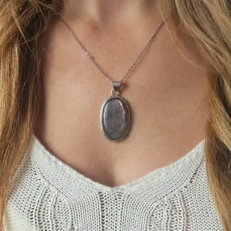 Pendentif Labradorite Violette Ovale – Argent Tressé