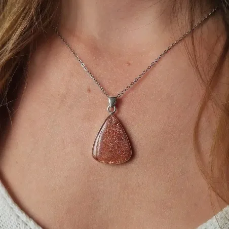 Pendentif Pierre de soleil argent forme triangle vitalité