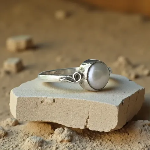 Bague Vesta Perle – Féminité Sacrée & Équilibre Intérieur