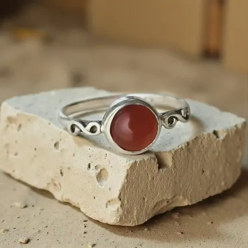 Bague Vesta Cornaline – Énergie Créative & Confiance en Soi