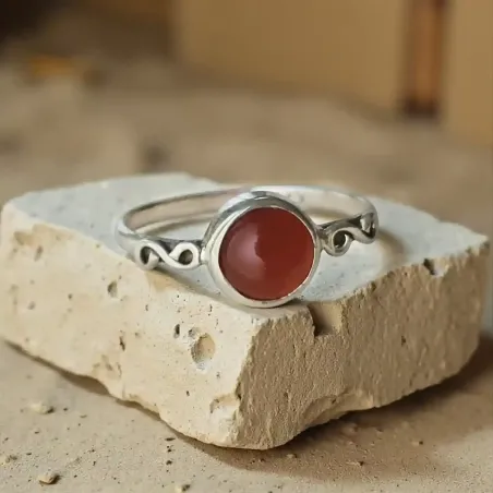 Bague Vesta Cornaline – Énergie Créative & Confiance en Soi