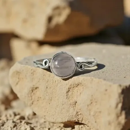 Bague Vesta Quartz Rose – Douceur Émotionnelle & Amour