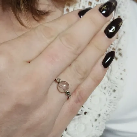 Bague Vesta Quartz Rose – Douceur Émotionnelle & Amour