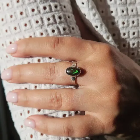 Bague Opale Boulder – Intuition & lumière mystique