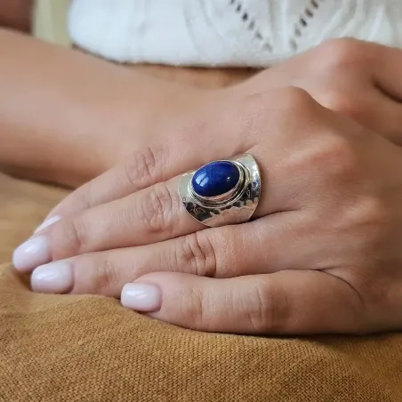Bague Lapis Lazuli et Argent Martelée – Sagesse & Clarté