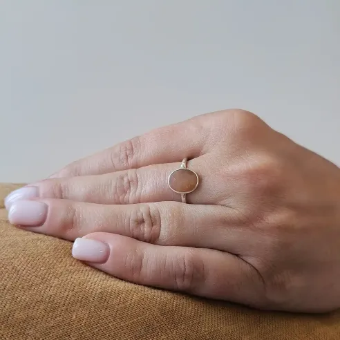 Bague en Pierre de Soleil – Énergie solaire et élégance