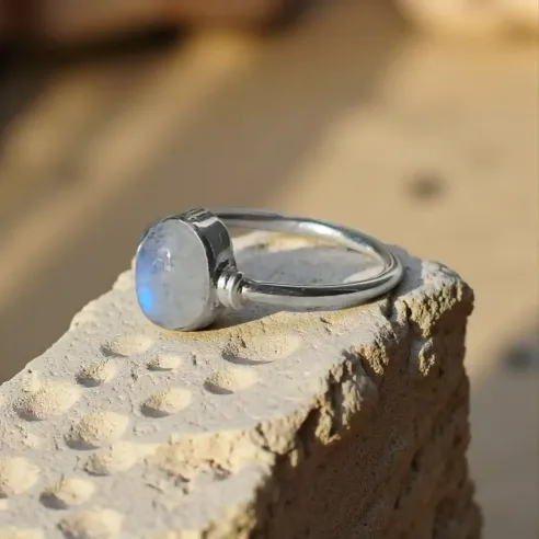 Bague Marisa Pierre de Lune – Intuition & Émotions Apaisées