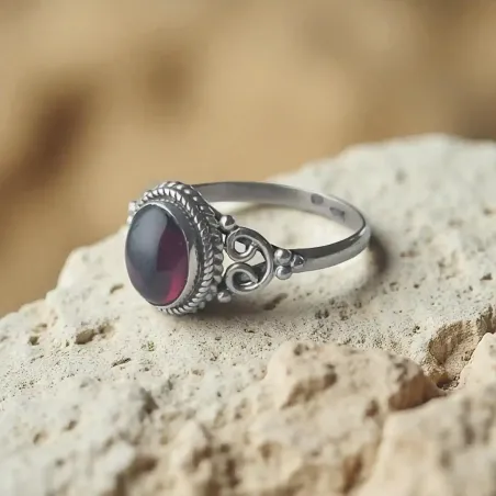 Bague Liriem Grenat – Force Intérieure & Vitalité Émotionnelle