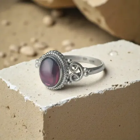 Bague Liriem Grenat – Force Intérieure & Vitalité Émotionnelle