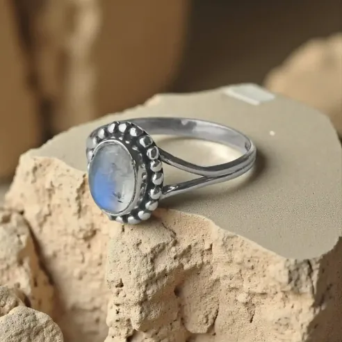Bague Lior Pierre de Lune – Intuition & Harmonie Féminine
