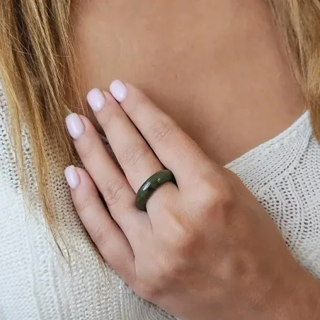 Anneau de Jade Naturel – chance & paix intérieure