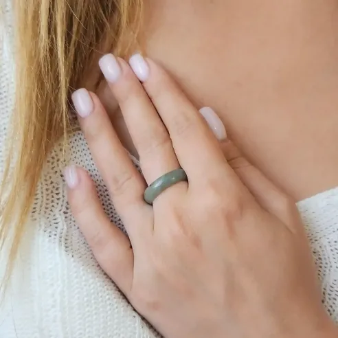 Anneau de Jade Naturel – chance & paix intérieure