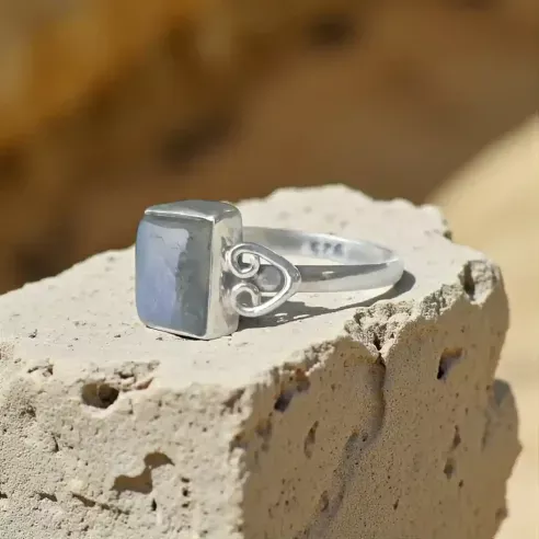 Bague Arwen Labradorite – Intuition & Protection Énergétique