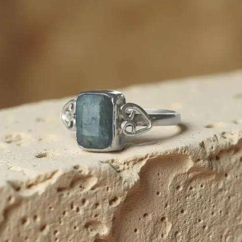 Bague Arwen Émeraude – Amour Sincère & Guérison Émotionnelle