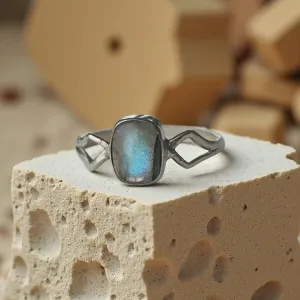 Bague Anwyn Labradorite – Intuition & Protection Énergétique