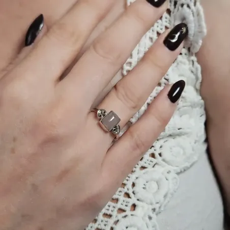 Bague arwen Quartz Rose – Douceur Émotionnelle & Amour