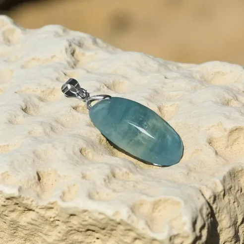 Pendentif Aigue-Marine Ovale – Expression Douce & Sérénité