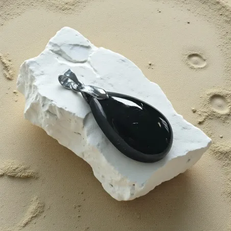 Pendentif Spinelle Noire goutte – Bouclier énergie & Ancrage