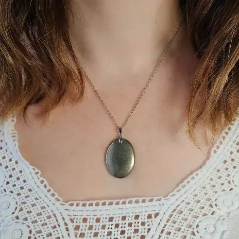 Pendentif Pyrite Ovale – Protection & Confiance Intérieure