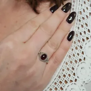 Bague Liriem Grenat – Force Intérieure & Vitalité Émotionnelle