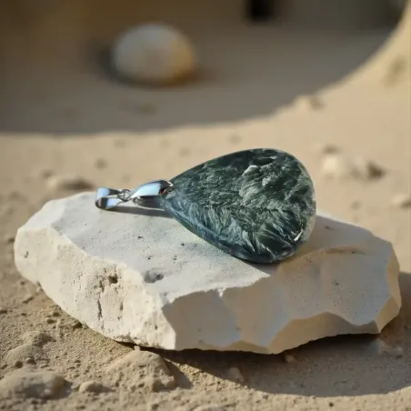 Pendentif Séraphinite Auralis – Angélique de Guérison & Paix