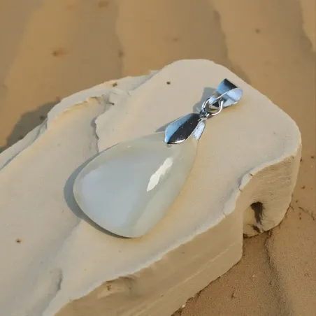 Pendentif Séléné Pierre de Lune – Intuition & Harmonie Féminine