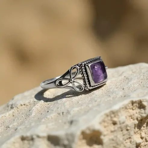 Bague Lysandre Améthyste – Intuition, Sérénité & Protection