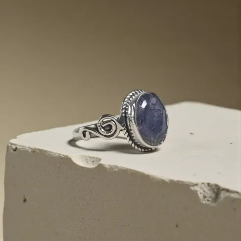 Bague Sylvestre Saphir – Sagesse, Concentration & Clarté Mentale